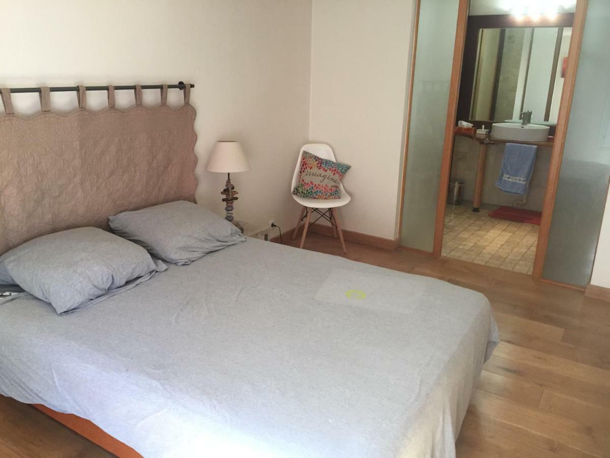 La Tropezienne, Duplex 73 M2, 100 M Du Port, Climatisation, Grande Terrasse Sanary-sur-Mer