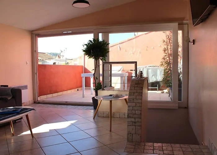 La Tropezienne, Duplex 73 M2, 100 M Du Port, Climatisation, Grande Terrasse
