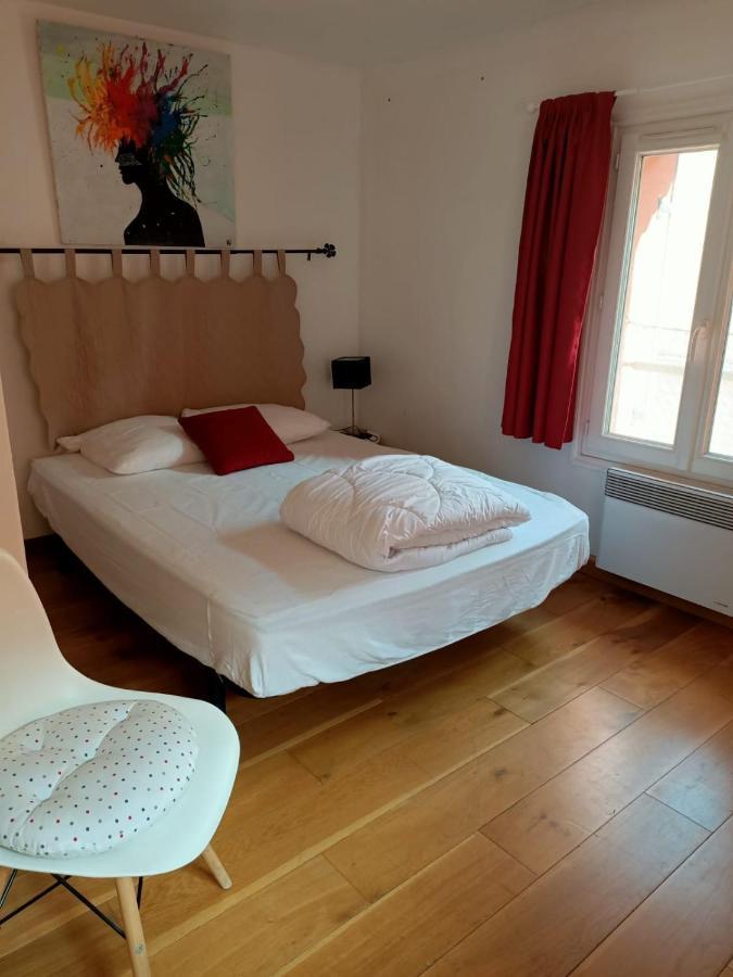 La Tropezienne, Duplex 73 M2, 100 M Du Port, Climatisation, Grande Terrasse Apartment Sanary-sur-Mer