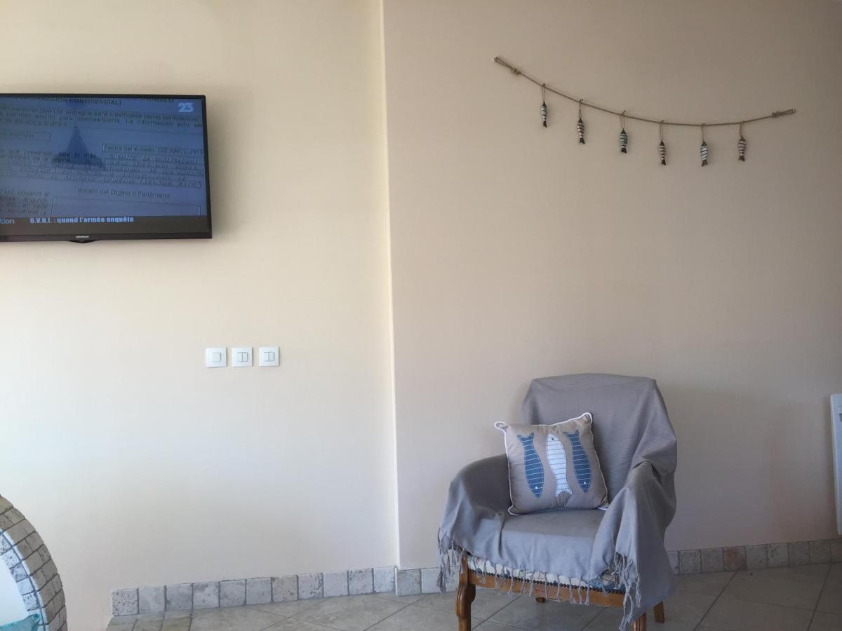 Apartment La Tropezienne, Duplex 73 M2, 100 M Du Port, Climatisation, Grande Terrasse Sanary-sur-Mer