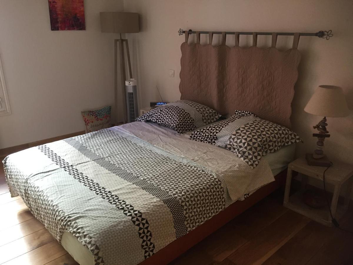 La Tropezienne, Duplex 73 M2, 100 M Du Port, Climatisation, Grande Terrasse Apartment Sanary-sur-Mer