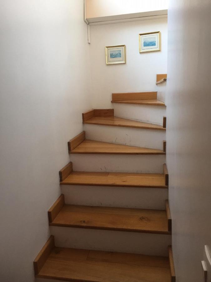Apartamento La Tropezienne, Duplex 73 M2, 100 M Du Port, Climatisation, Grande Terrasse Sanary-sur-Mer