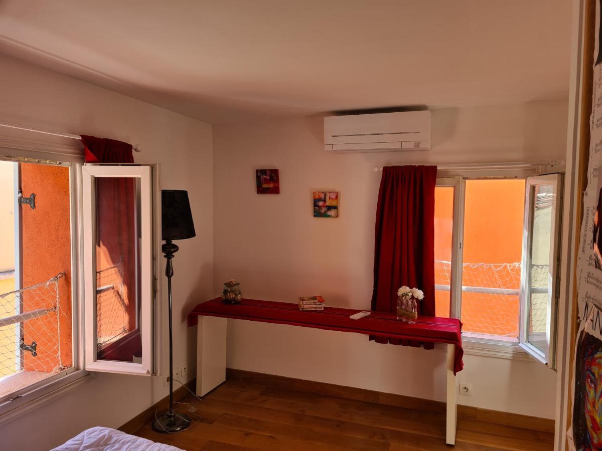 Apartamento La Tropezienne, Duplex 73 M2, 100 M Du Port, Climatisation, Grande Terrasse Sanary-sur-Mer