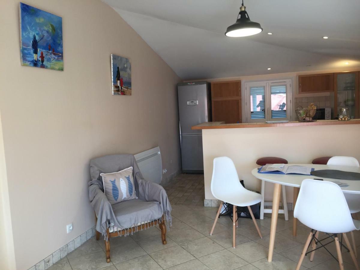 La Tropezienne, Duplex 73 M2, 100 M Du Port, Climatisation, Grande Terrasse Apartment Sanary-sur-Mer